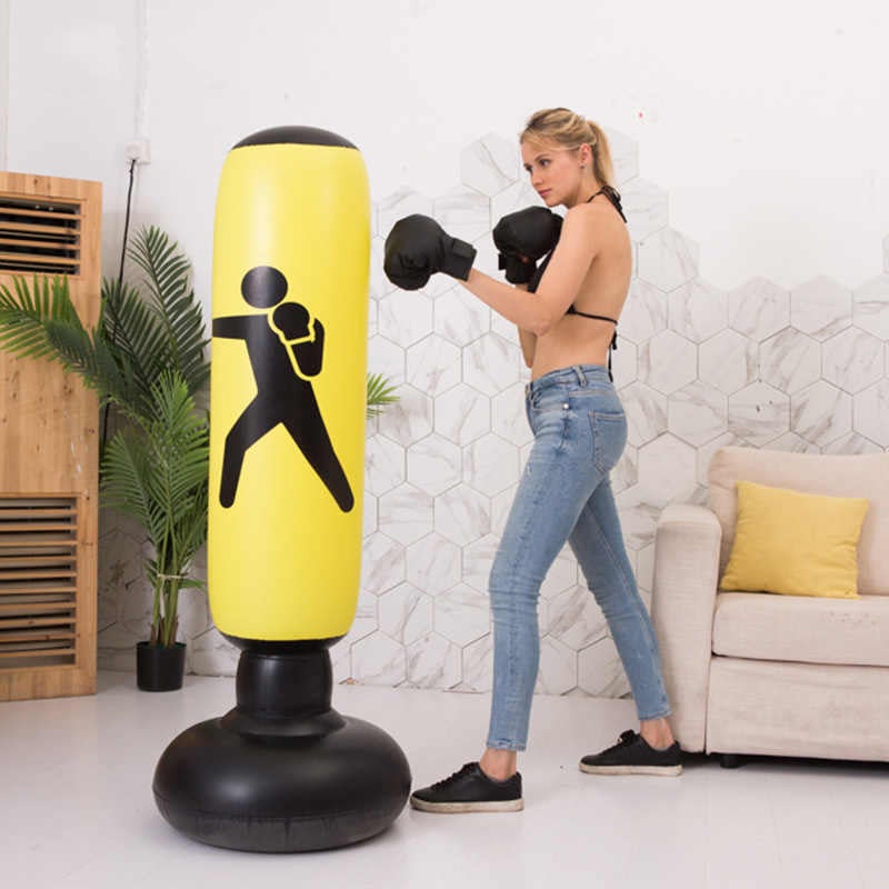Aufblasbarer Boxsacktrainer