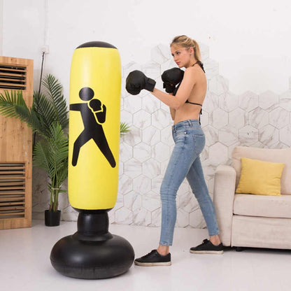Aufblasbarer Boxsacktrainer